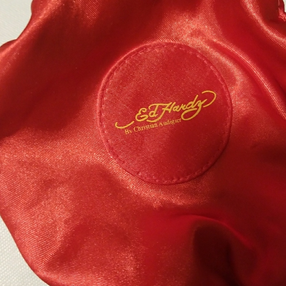 18 inches Ed Hardy by Christian Audgier pearl neck
